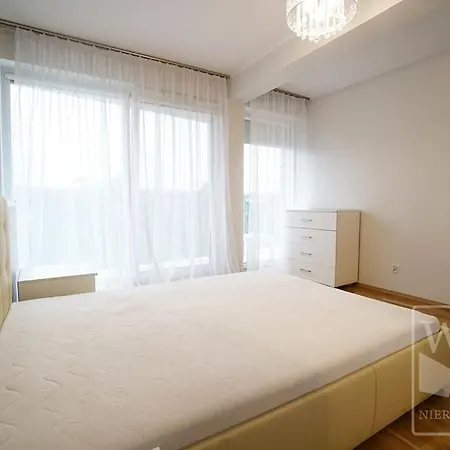 Modern Apartment-city Center-new Building-garage Lejlighed *