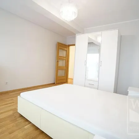 Lejlighed Modern Apartment-city Center-new Building-garage