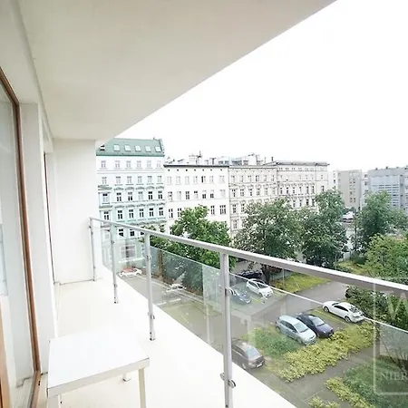 Modern Apartment-city Center-new Building-garage Wroclaw