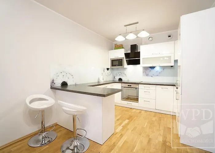 Modern Apartment-city Center-new Building-garage Vratislav